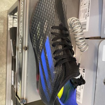 Adidas - Shoe Stores Near Me - Portland, Oregon