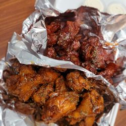 Sister's Harmony - Signature & Barbecue wings