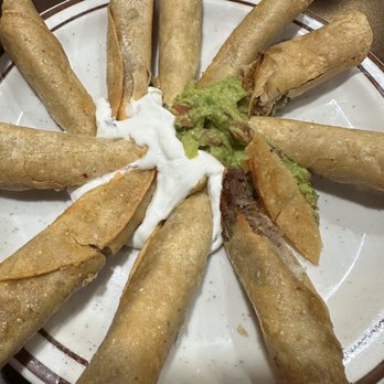 Casa Barreto - Taquitos beef soooo good - Mexican Near Me - Fontana, California Casa Barreto - Taquitos beef soooo good - Mexican Near Me - Fontana, California