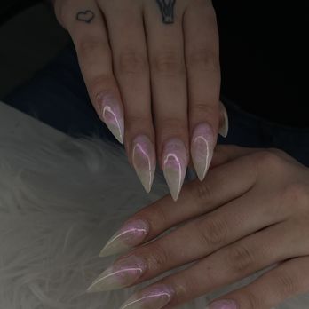 Diamond Nails & Spa - Nail Salons Near Me - Redding, California