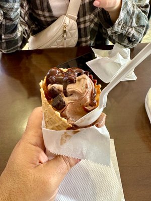 Scoop Deville South St by null