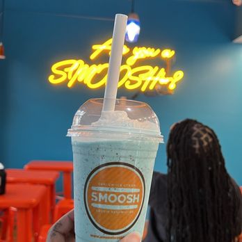 Smoosh Cookies - Cookie Crumbled Milkshake - Ice Cream & Frozen Yogurt Near Me - Plantation , Florida
