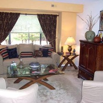 Lakecrest Apartments - Lakecrest Living Room at Model Apartment - Apartments Near Me - Cockeysville, Maryland Lakecrest Apartments - Lakecrest Living Room at Model Apartment - Apartments Near Me - Cockeysville, Maryland