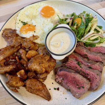 The Well Bouldin - Grass-fed Steak & Eggs - Gluten-Free Near Me - Austin, Texas The Well Bouldin - Grass-fed Steak & Eggs - Gluten-Free Near Me - Austin, Texas