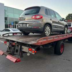 Colossal Towing and Roadside - car towing services Montegut Louisiana