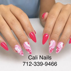 Cali Nails