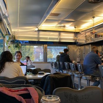 Rising Star Coffee Roasters - Cute diner - Coffee Roasteries Near Me - Cleveland Heights, Ohio