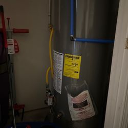 Plumber Pro Service & Drain - New Rheem 50gal hot water heater.