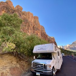Van ko Camper Rentals - Zion National Park