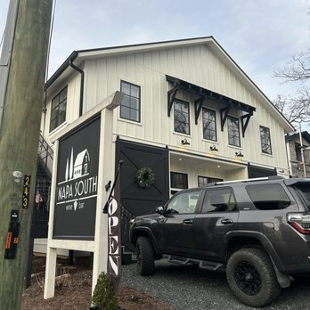 Napa South - Outside - Wine Bars Near Me - Clayton, Georgia