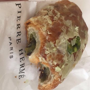 Pierre Hermé - Best thing EVER - Chocolatiers & Shops Near Me - Paris, 75 Pierre Hermé - Best thing EVER - Chocolatiers & Shops Near Me - Paris, 75
