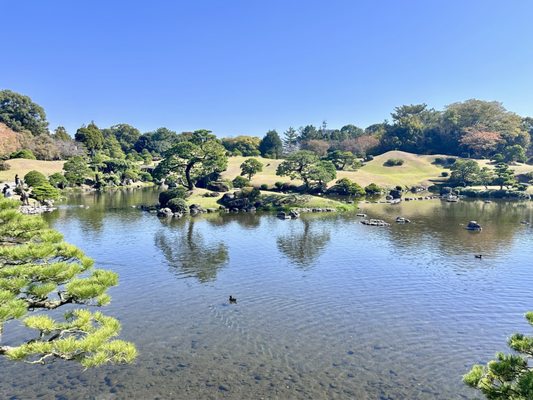 Suizenji Jojuen Garden by null