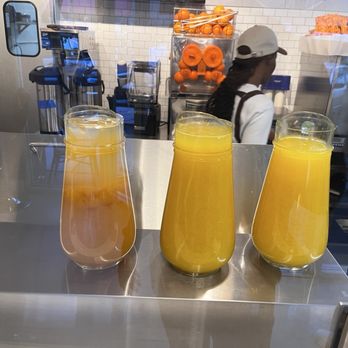 Quick Bites Cafe - Fresh squeezed maricuja and orange juice - Sandwiches Near Me - San Diego, California Quick Bites Cafe - Fresh squeezed maricuja and orange juice - Sandwiches Near Me - San Diego, California