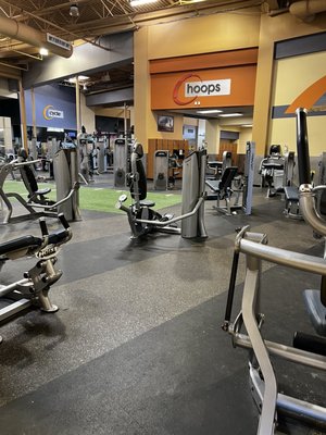 24 Hour Fitness by null