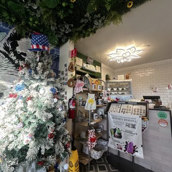 Honney Doffee - inside of shop - Coffee & Tea Near Me - National City, California