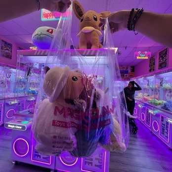 Magic Claw - Toy Stores Near Me - Las Vegas, Nevada Magic Claw - Toy Stores Near Me - Las Vegas, Nevada