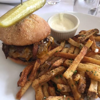 The Whistling Swan - Hotels Near Me - Fish Creek, Wisconsin