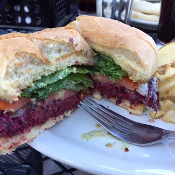 The White Horse Restaurant & Bar - Earth Burger - Pubs Near Me - St. Cloud, Minnesota