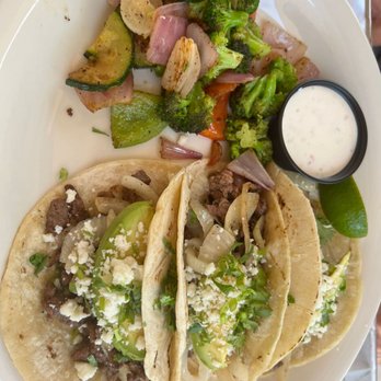 Aca-Pulquito - Street tacos - Mexican Near Me - Wekiwa Springs, Florida