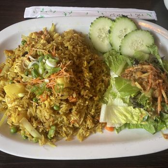 Thai Thani Restaurant - Pineapple Yellow Curry Fried Rice - Thai Near Me - Walnut Creek, California Thai Thani Restaurant - Pineapple Yellow Curry Fried Rice - Thai Near Me - Walnut Creek, California