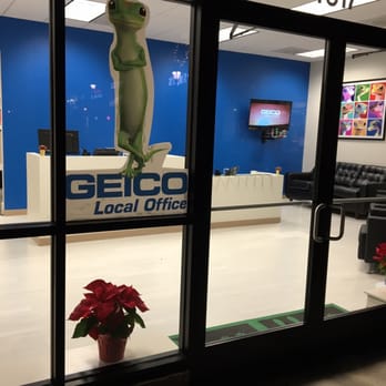 Matthew McCarthy - GEICO Insurance Agent - View from the Outside of 4617 Duke Street looking into GEICO NOVA - Auto Insurance Near Me - Alexandria, Virginia Matthew McCarthy - GEICO Insurance Agent - View from the Outside of 4617 Duke Street looking into GEICO NOVA - Auto Insurance Near Me - Alexandria, Virginia