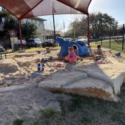 Westbank Community Library - Outdoor play area