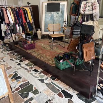 Cheerio Collective - Stage for events - Used, Vintage & Consignment Near Me - Los Angeles, California Cheerio Collective - Stage for events - Used, Vintage & Consignment Near Me - Los Angeles, California