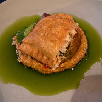 The Essex - Peekytoe Crab Fritter - New American Near Me - old saybrook, Connecticut