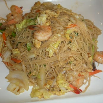 Riso Noodle House - Shrimp pancit noodles, so delicious and plenty of shrimp - Bubble Tea Near Me - Charleston, South Carolina