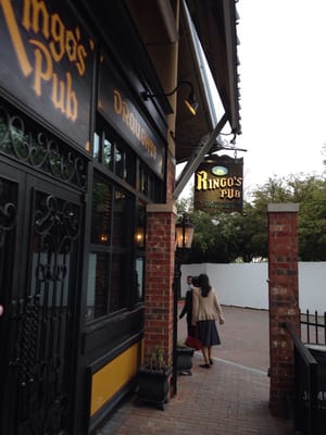 Ringo's Pub by null
