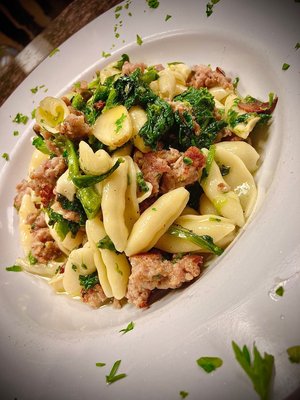 Giuliana’s by null