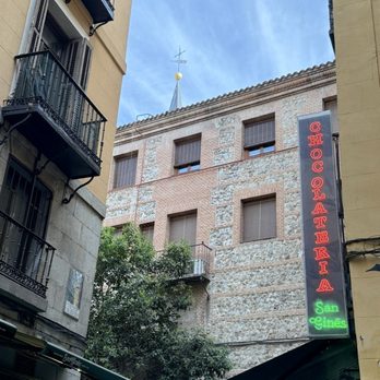 Chocolatería San Ginés - Welcome to Chocolateria San Gines - Chocolatiers & Shops Near Me - Madrid, M