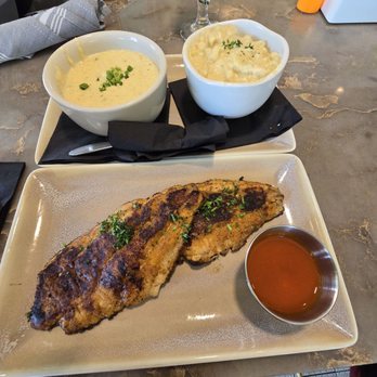 Dawn AM Eatery - Southern Near Me - Chicago, Illinois