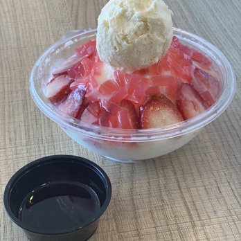 Da Vien Coffee - Strawberry Bingsoo - Desserts Near Me - Westminster, California