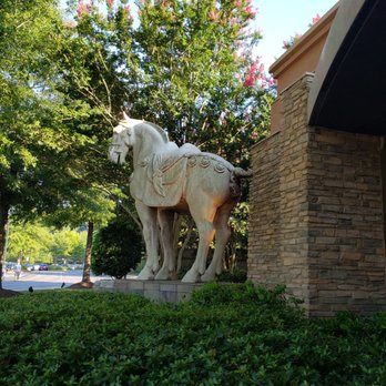P.F. Chang's - Entrance... . - Chinese Near Me - Richmond, Virginia