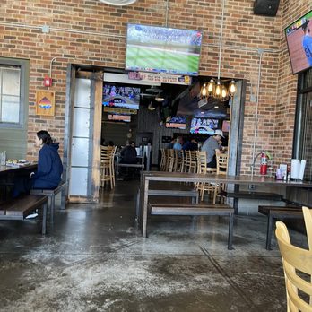 ASPEN TAP HOUSE - Updated January 2026 - 88 Photos & 129 Reviews - 2001 S Neil St, Champaign