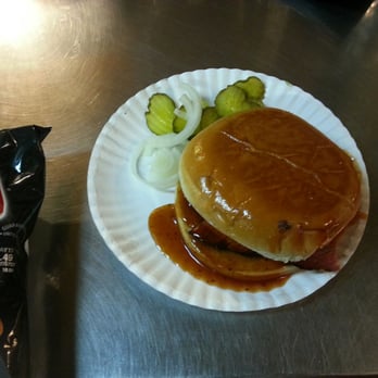 The Original Willies Bar-B-Q - Sliced brisket sandwich with pickles ans onions. Sweet tea! - Barbeque Near Me - Alamo, Texas The Original Willies Bar-B-Q - Sliced brisket sandwich with pickles ans onions. Sweet tea! - Barbeque Near Me - Alamo, Texas