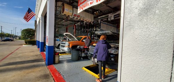 Mobil 1 Lube Express