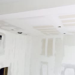 Mario J. Alvarado Reyes Construction - We install drywall