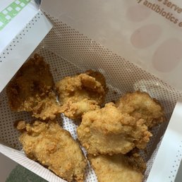 An order of 8count... but with only 6 inside!! An order of 8count... but with only 6 inside!!