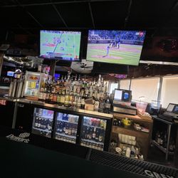 Mickey's Pub