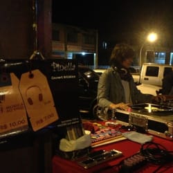 Pinella - DJ da noite de vinil toda quinta