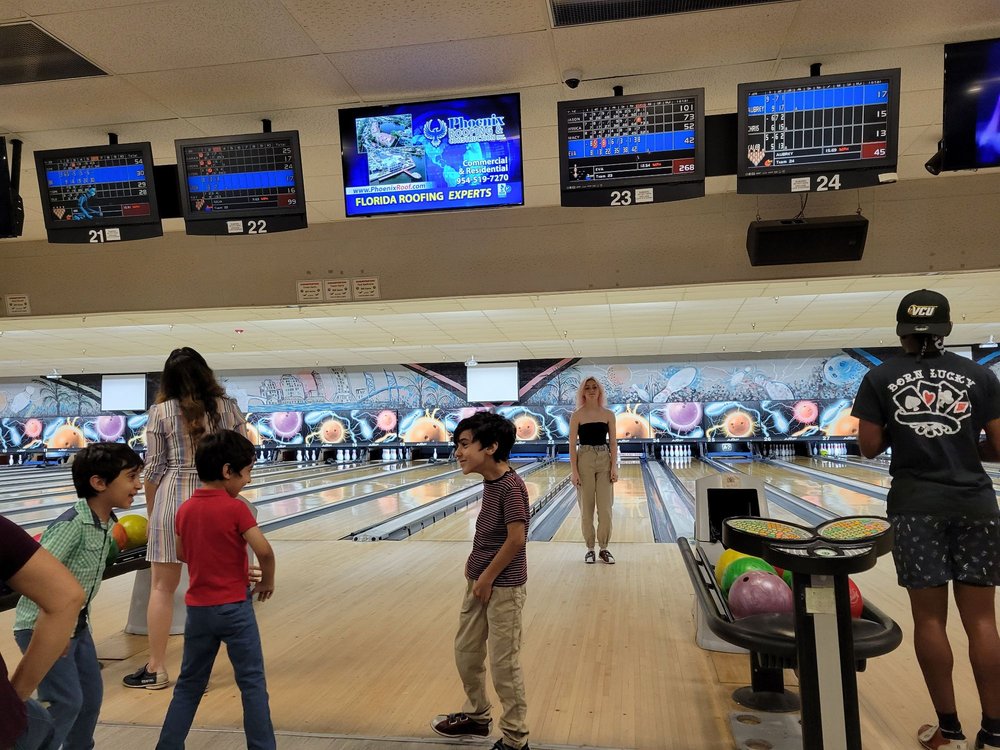 JAX LANES BOWLING CENTER 31 Photos & 31 Reviews 8720 Beach Blvd