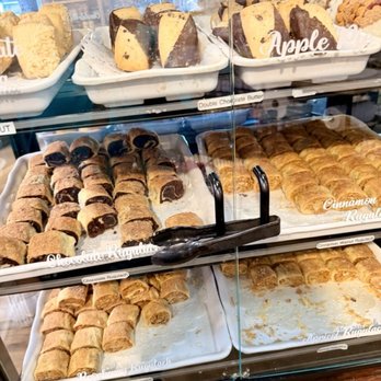 Barons Market - Temecula - Bakery Selection - Grocery Near Me - Temecula, California