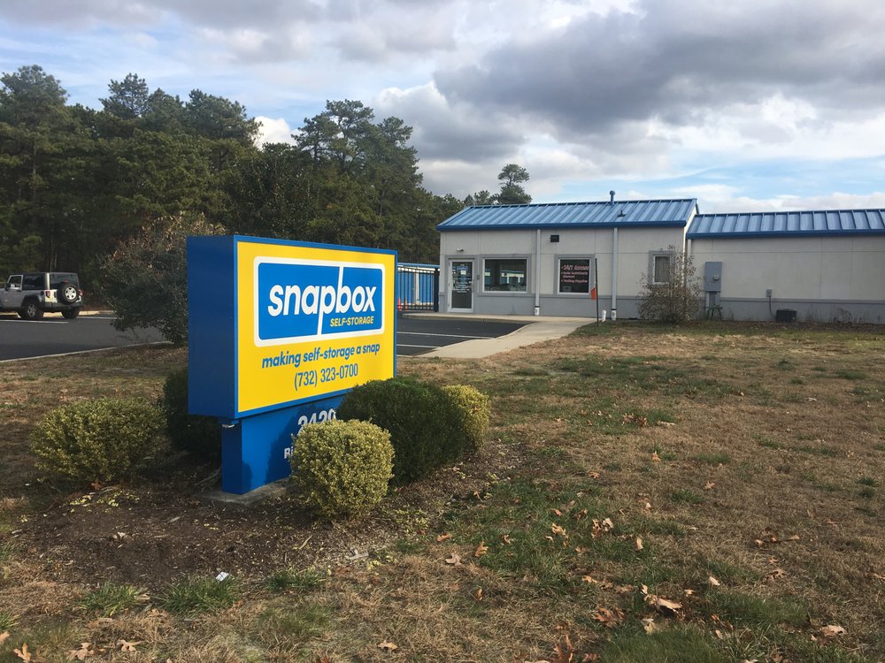 SNAPBOX SELF STORAGE 18 Photos 2420 Ridgeway Blvd, Manchester, New
