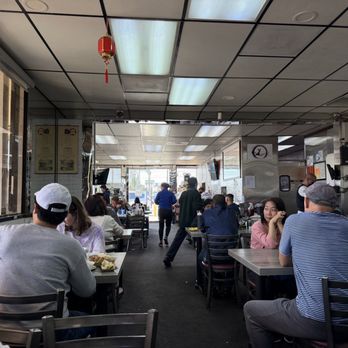 Trieu Chau Restaurant - Dining area - Vietnamese Near Me - Santa Ana, California