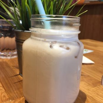 Zoé - Roasted oolong milk tea - Desserts Near Me - Montreal, Quebec Zoé - Roasted oolong milk tea - Desserts Near Me - Montreal, Quebec