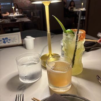 855 Aloha - Drinks were strong. - Japanese Near Me - Honolulu, Hawaii