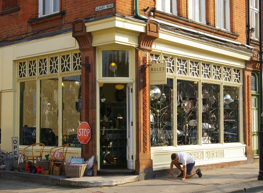 RULE’S ANTIQUES Updated August 2024 39 ST. Leonards Road, Windsor