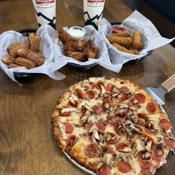 Mountain Mike's Pizza - Pizza Near Me - Jurupa Valley, California Mountain Mike's Pizza - Pizza Near Me - Jurupa Valley, California